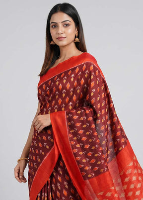 Maroon Ikkat Silk Saree With Blouse Piece