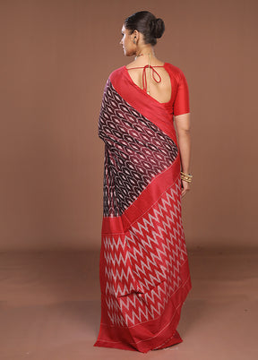 Maroon Ikkat Silk Saree With Blouse Piece