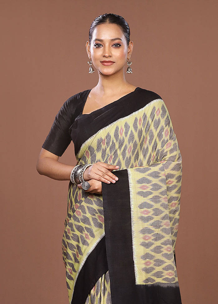 Grey Ikkat Silk Saree With Blouse Piece