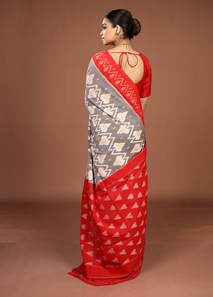 Grey Ikkat Silk Saree With Blouse Piece