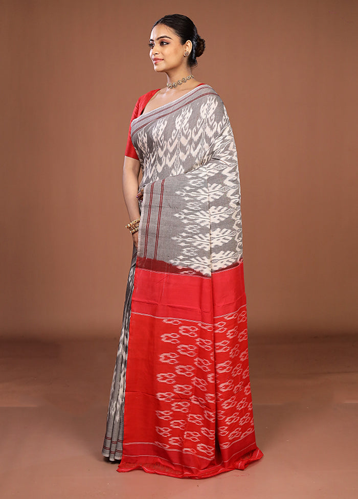 Grey Ikkat Silk Saree With Blouse Piece