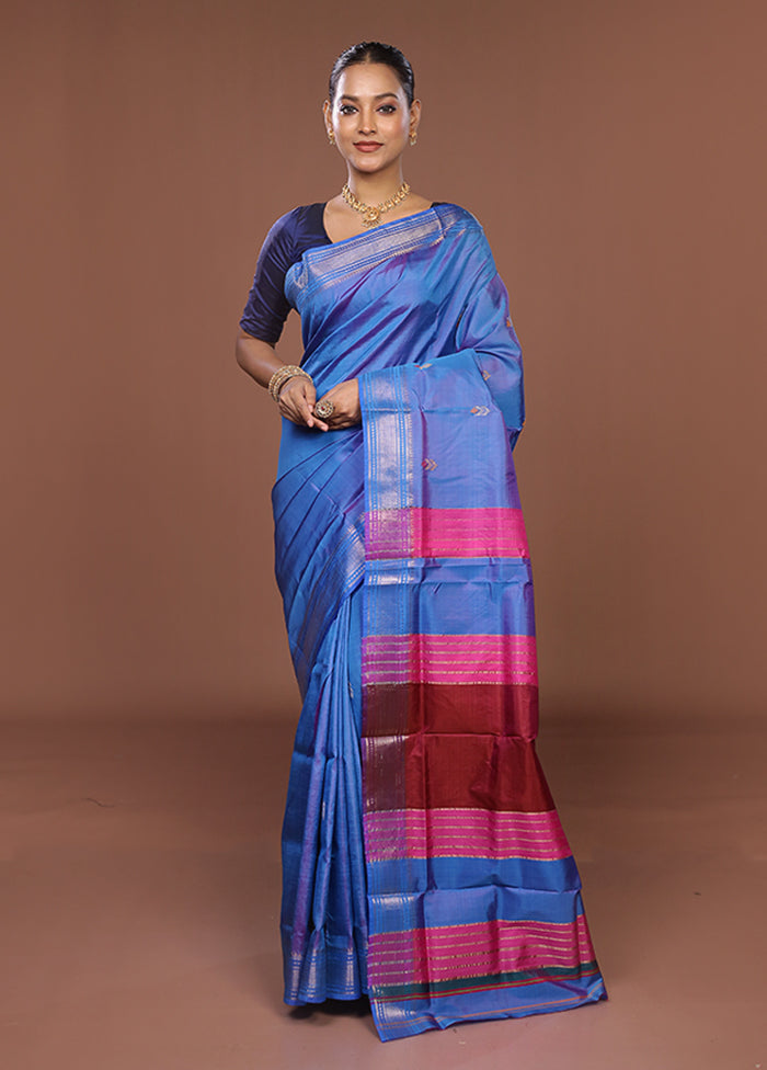 Blue Handloom Kanjivaram Pure Silk Saree With Blouse Piece