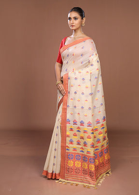 Cream Assam Silk Saree With Blouse Piece