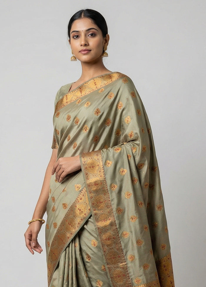 Grey Assam Silk Saree With Blouse Piece