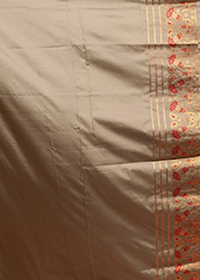 Grey Assam Silk Saree With Blouse Piece