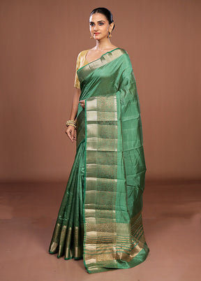 Green Dupion Silk Saree With Blouse Piece