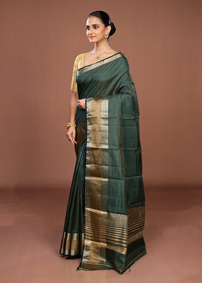 Green Dupion Silk Saree With Blouse Piece