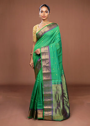 Green Gadwal Pure Silk Saree Without Blouse Piece