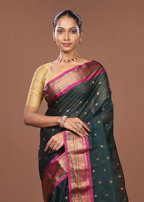 Green Gadwal Pure Silk Saree Without Blouse Piece