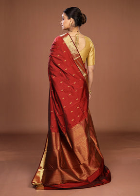 Maroon Kanjivaram Silk Saree With Blouse Piece