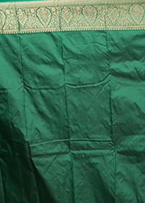Green Kanjivaram Silk Saree With Blouse Piece