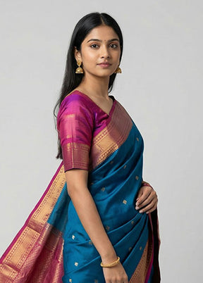 Green Handloom Kanchipuram Pure Silk Saree With Blouse Piece