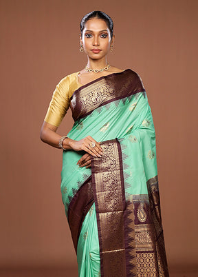 Green Kanjivaram Silk Saree With Blouse Piece