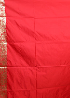 Red Banarasi Silk Saree With Blouse Piece