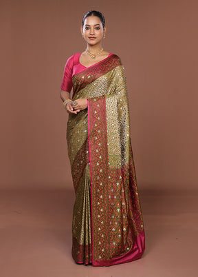Cream Tanchoi Silk Saree With Blouse Piece