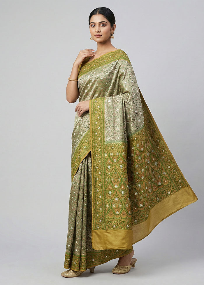 Cream Tanchoi Silk Saree With Blouse Piece