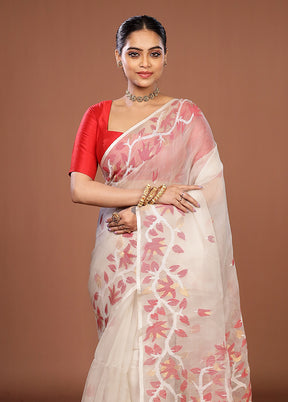 White Handloom Matka Pure Silk Saree With Blouse Piece