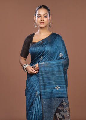 Blue Handloom Matka Pure Silk Saree With Blouse Piece