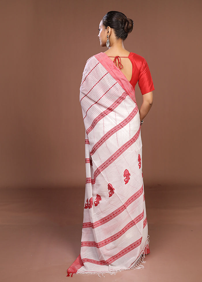 White Matka Silk Saree With Blouse Piece