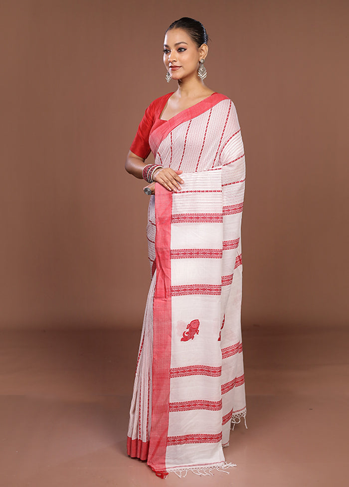 White Matka Silk Saree With Blouse Piece