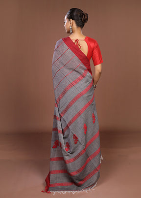 Grey Matka Silk Saree With Blouse Piece