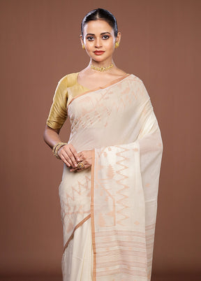 White Matka Silk Saree With Blouse Piece
