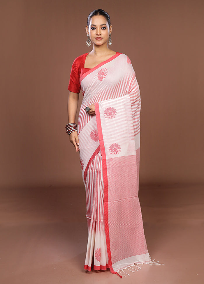 White Matka Silk Saree With Blouse Piece