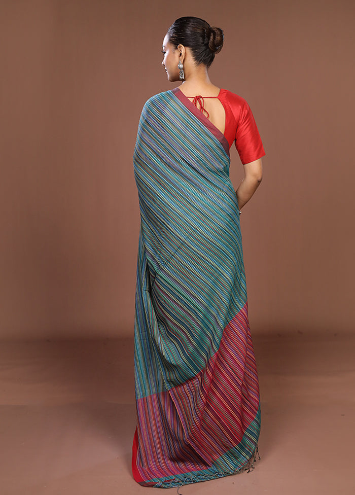 Blue Matka Silk Saree With Blouse Piece