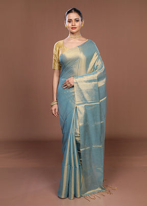 Blue Matka Silk Saree With Blouse Piece