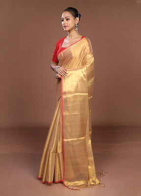 Gold Matka Silk Saree With Blouse Piece