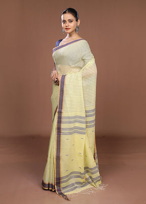 Yellow Matka Silk Saree With Blouse Piece