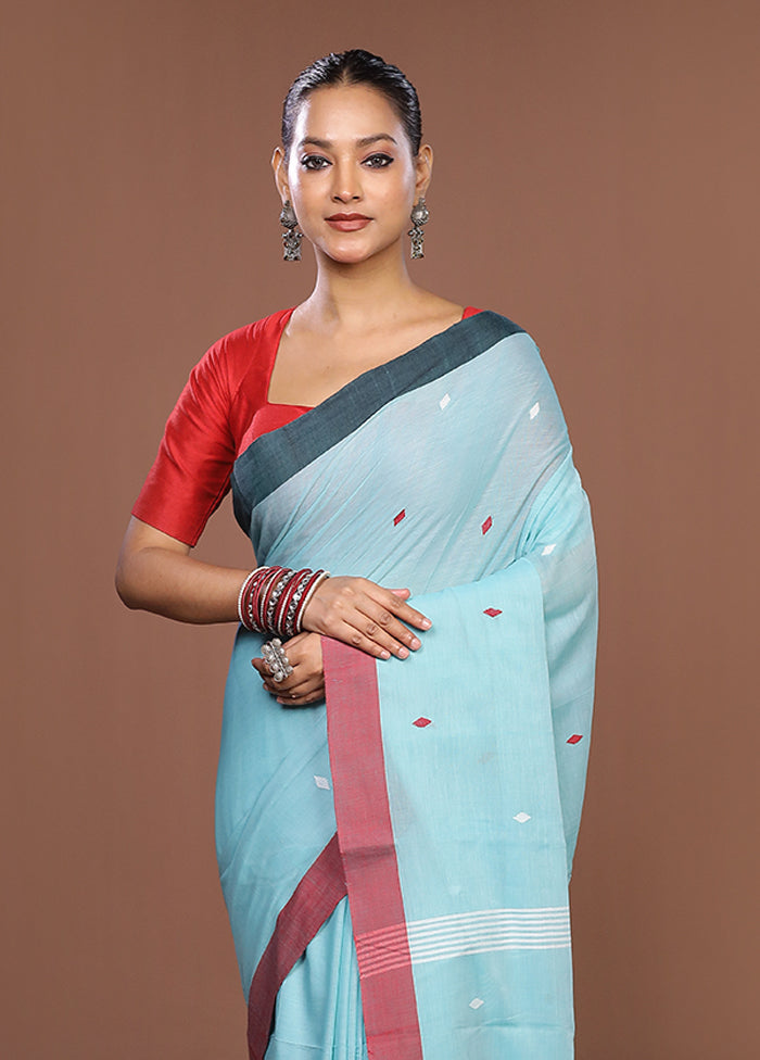 Blue Matka Silk Saree With Blouse Piece