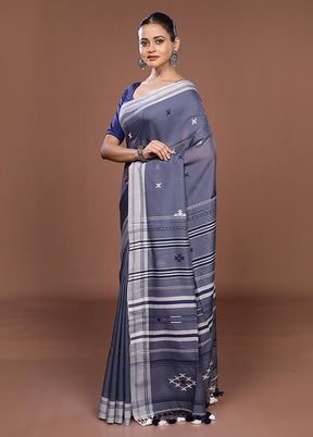 Blue Matka Silk Saree With Blouse Piece