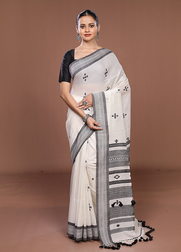 White Matka Silk Saree With Blouse Piece