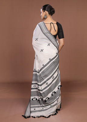 White Matka Silk Saree With Blouse Piece