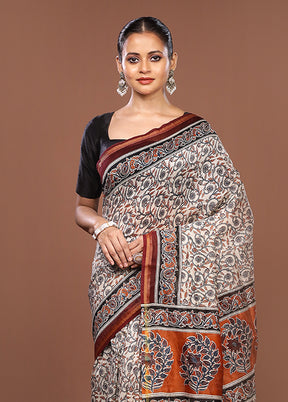 White Chanderi Silk Saree With Blouse Piece