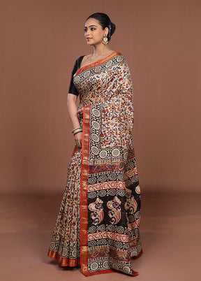 White Chanderi Silk Saree With Blouse Piece