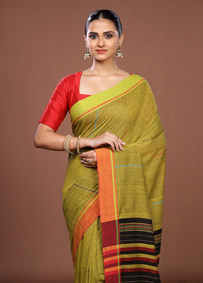 Green Matka Silk Saree With Blouse Piece