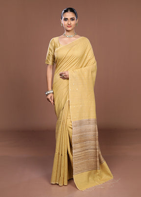 Yellow Matka Silk Saree With Blouse Piece