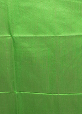 Green Matka Silk Saree With Blouse Piece