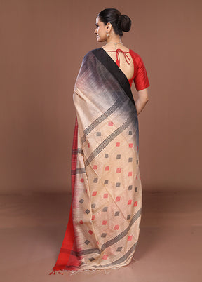 Cream Matka Silk Saree With Blouse Piece