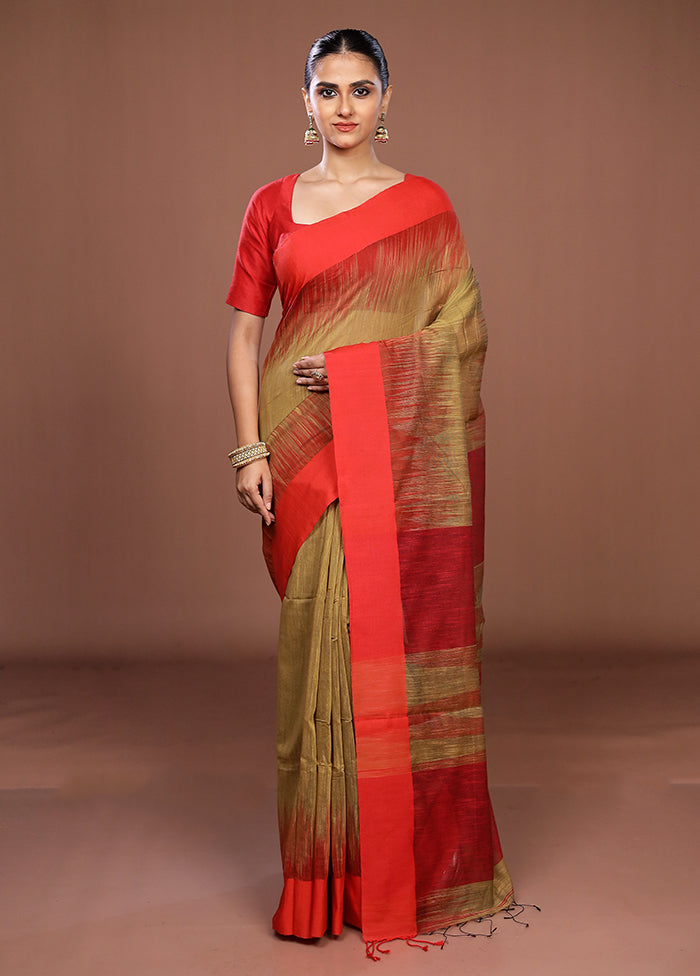 Cream Matka Silk Saree With Blouse Piece