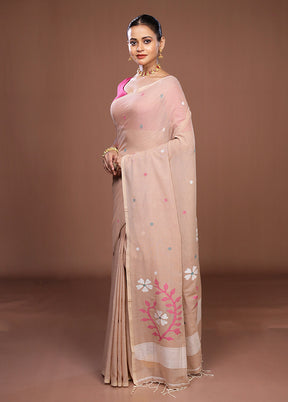 Cream Matka Silk Saree With Blouse Piece