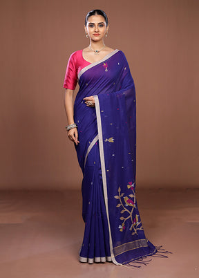 Blue Matka Silk Saree With Blouse Piece