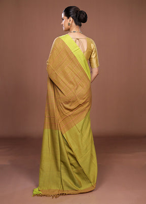 Cream Matka Silk Saree With Blouse Piece