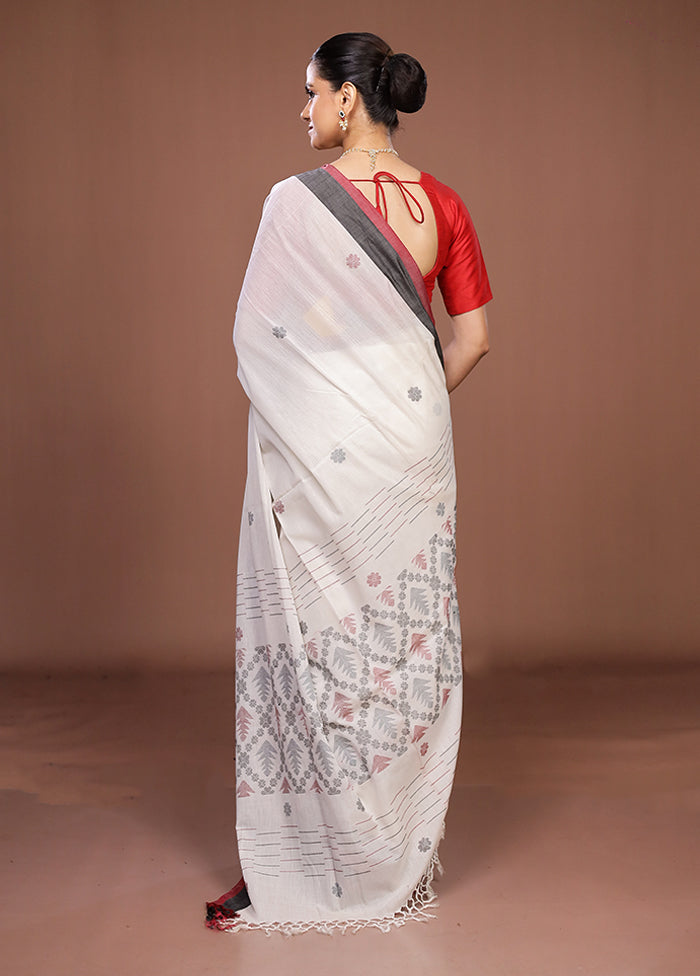 White Matka Silk Saree With Blouse Piece