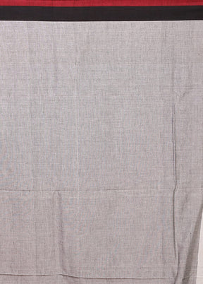 White Matka Silk Saree With Blouse Piece