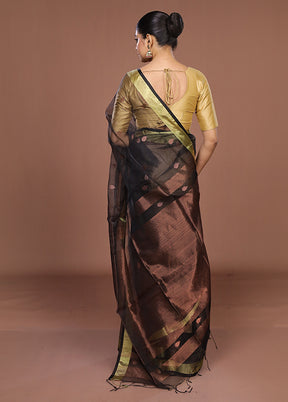 Black Matka Silk Saree With Blouse Piece
