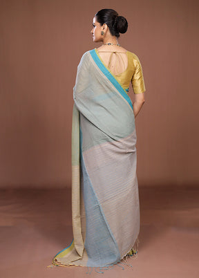 Green Matka Silk Saree With Blouse Piece