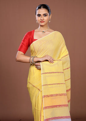 Yellow Matka Silk Saree With Blouse Piece